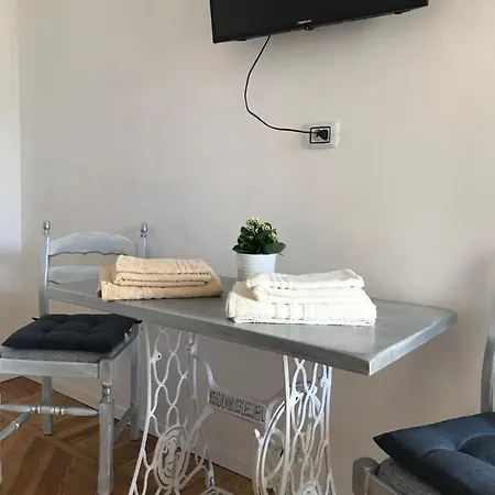 Appartement Il Sole Villino Centro Storico, Giardino, Free Parking, Free Wi-Fi à Venaria Reale Extérieur photo